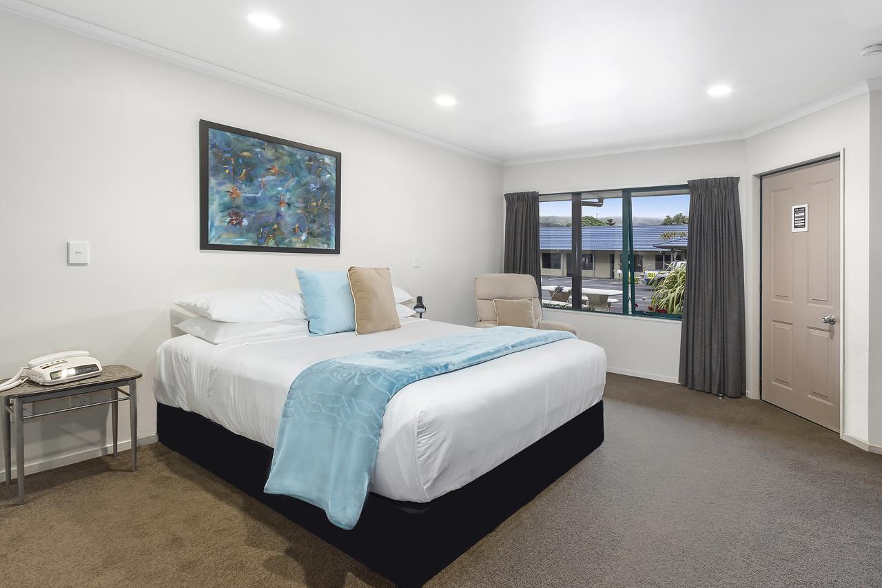 Belmont Motor Lodge Porirua Ngoại thất bức ảnh